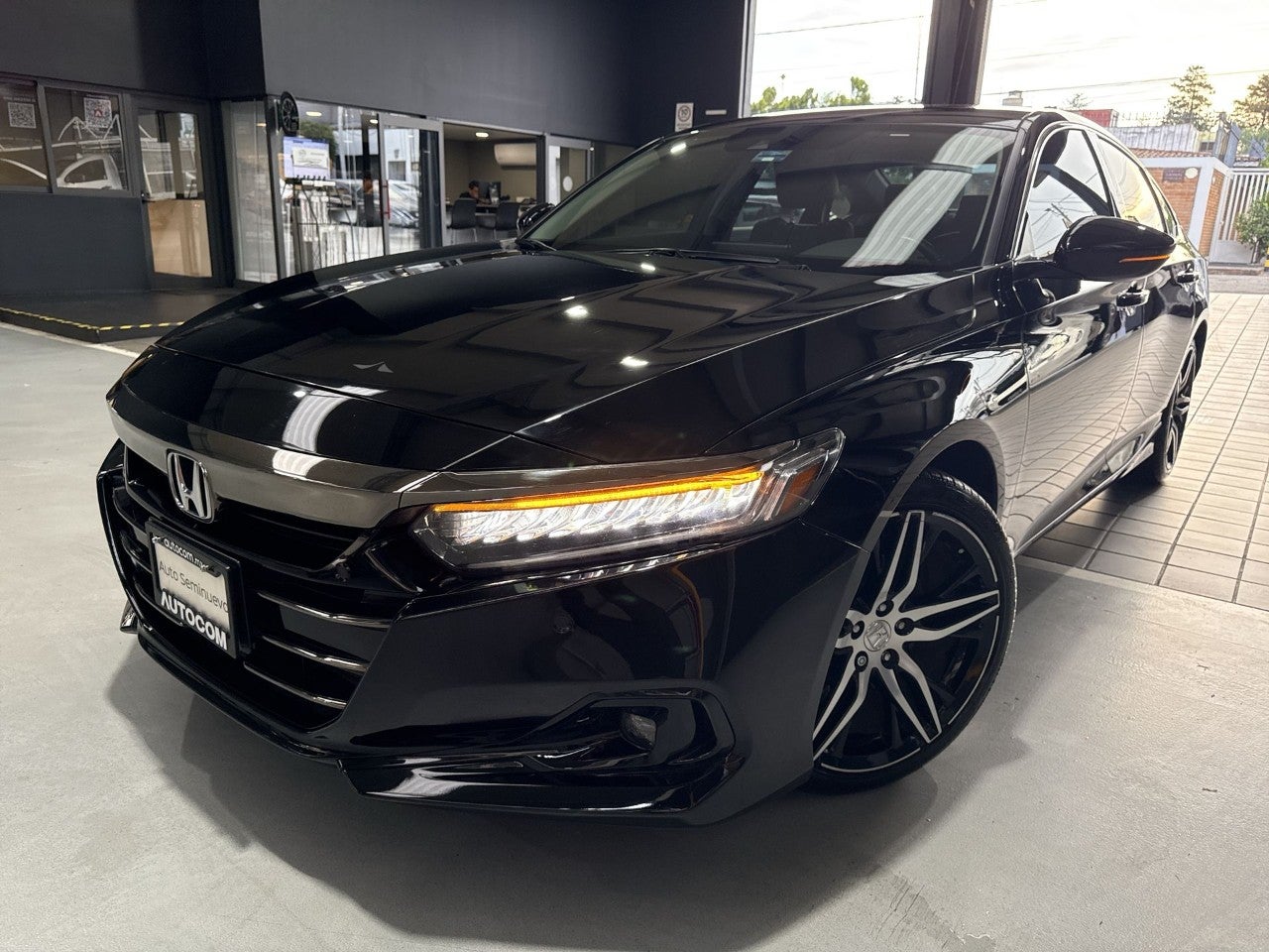 2022 Honda ACCORD TOURING
