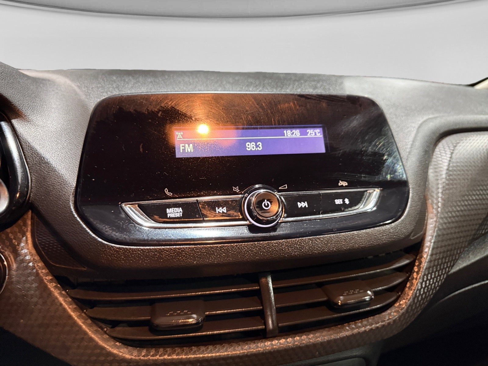 2022 Chevrolet ONIX LS A