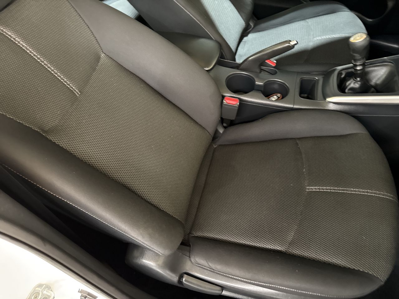 2017 Nissan SENTRA ADVANCE MT