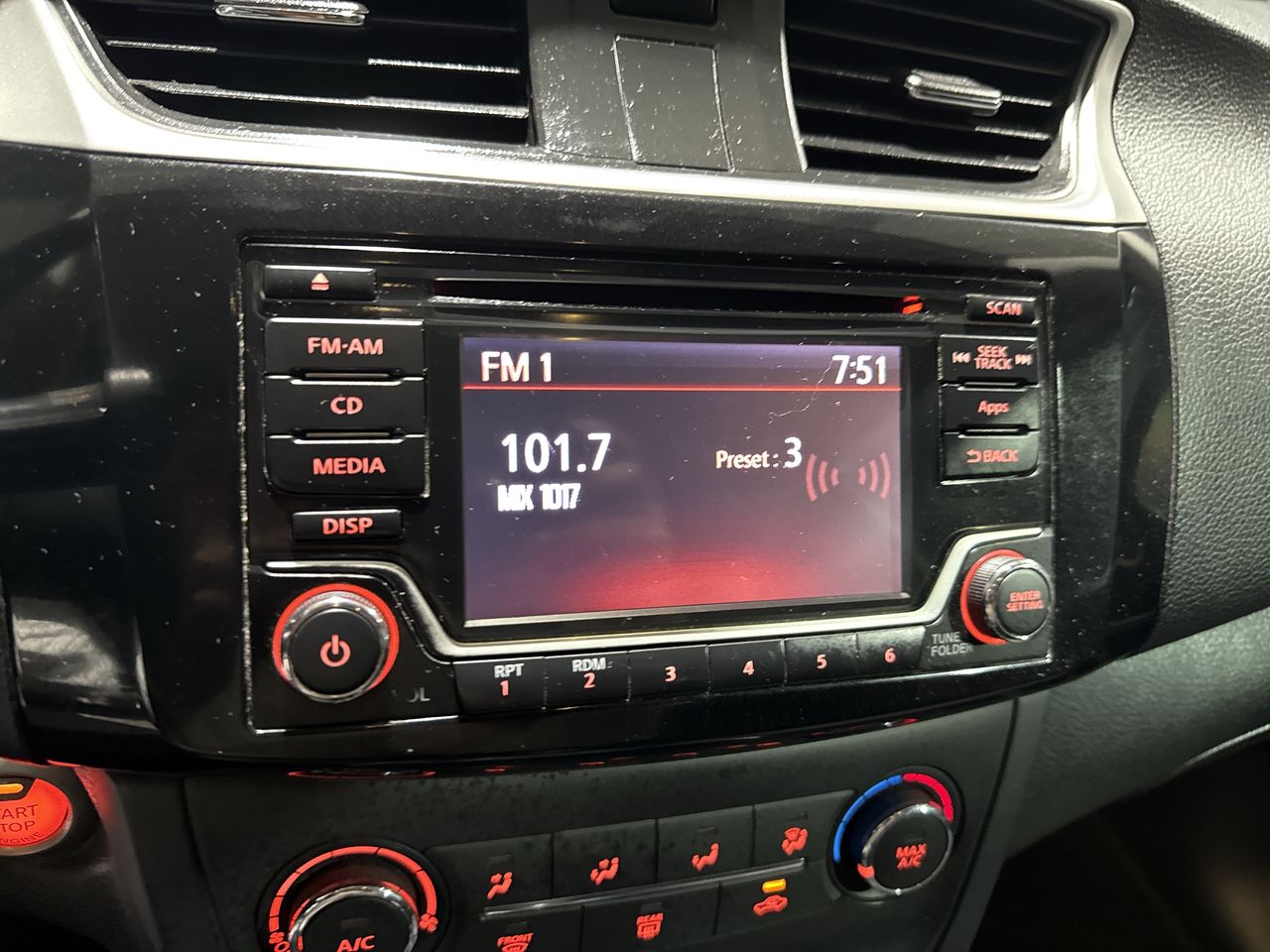 2017 Nissan SENTRA ADVANCE MT