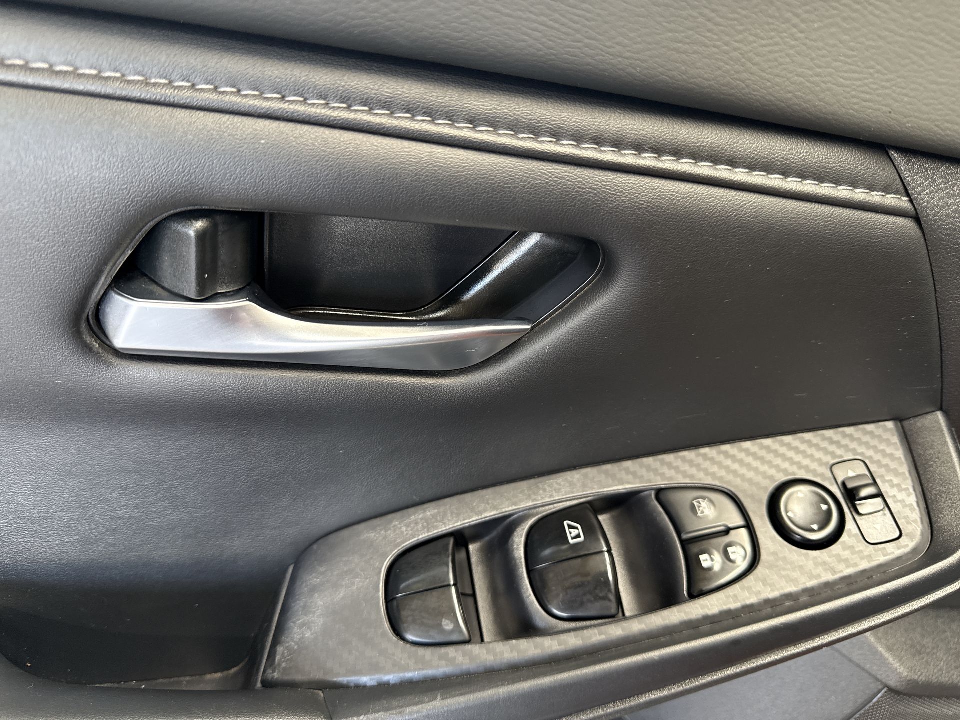 2023 Nissan SENTRA ADVANCE CVT 23
