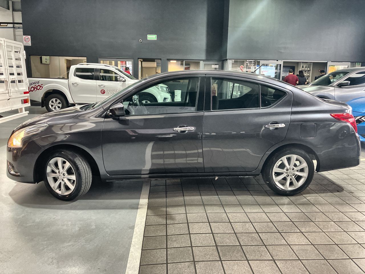 2018 Nissan VERSA ADVANCE AT AC