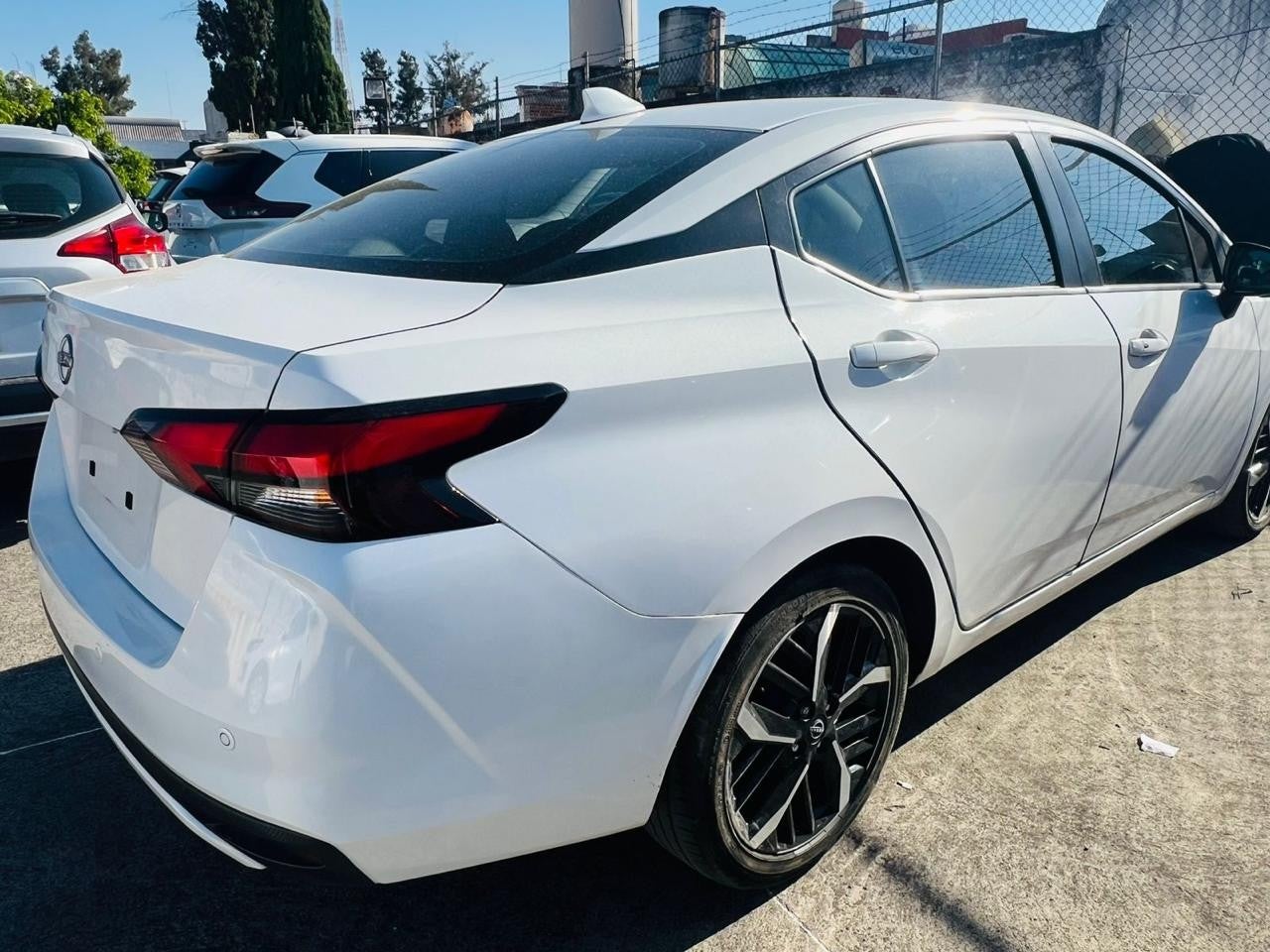 2023 Nissan VERSA EXCLUSIVE CVT 23