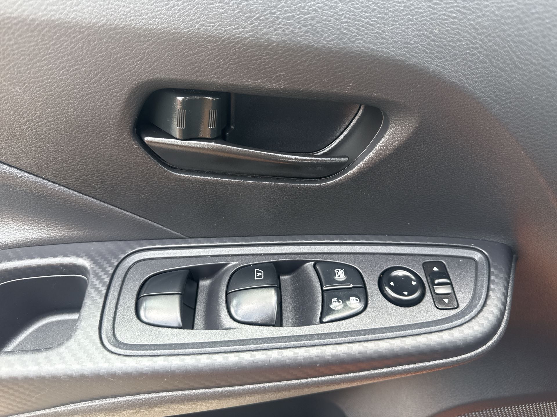 2024 Nissan VERSA SENSE CVT 24