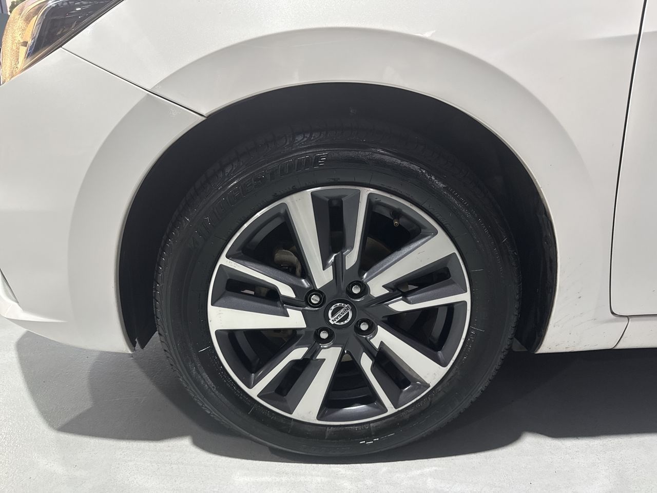 2020 Nissan VERSA ADVANCE MT