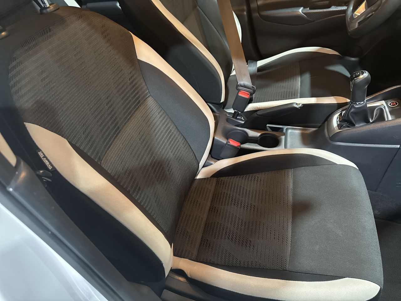 2020 Nissan VERSA ADVANCE MT