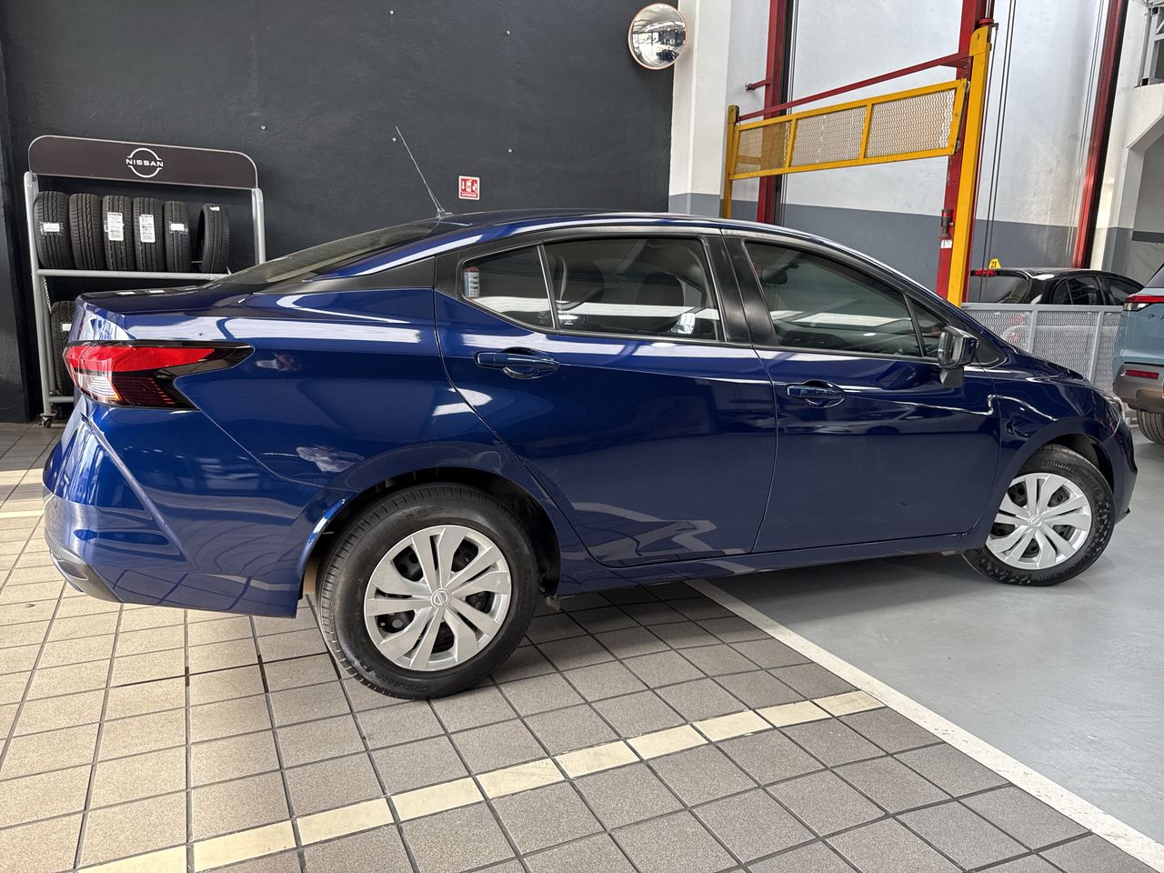 2020 Nissan VERSA SENSE MT