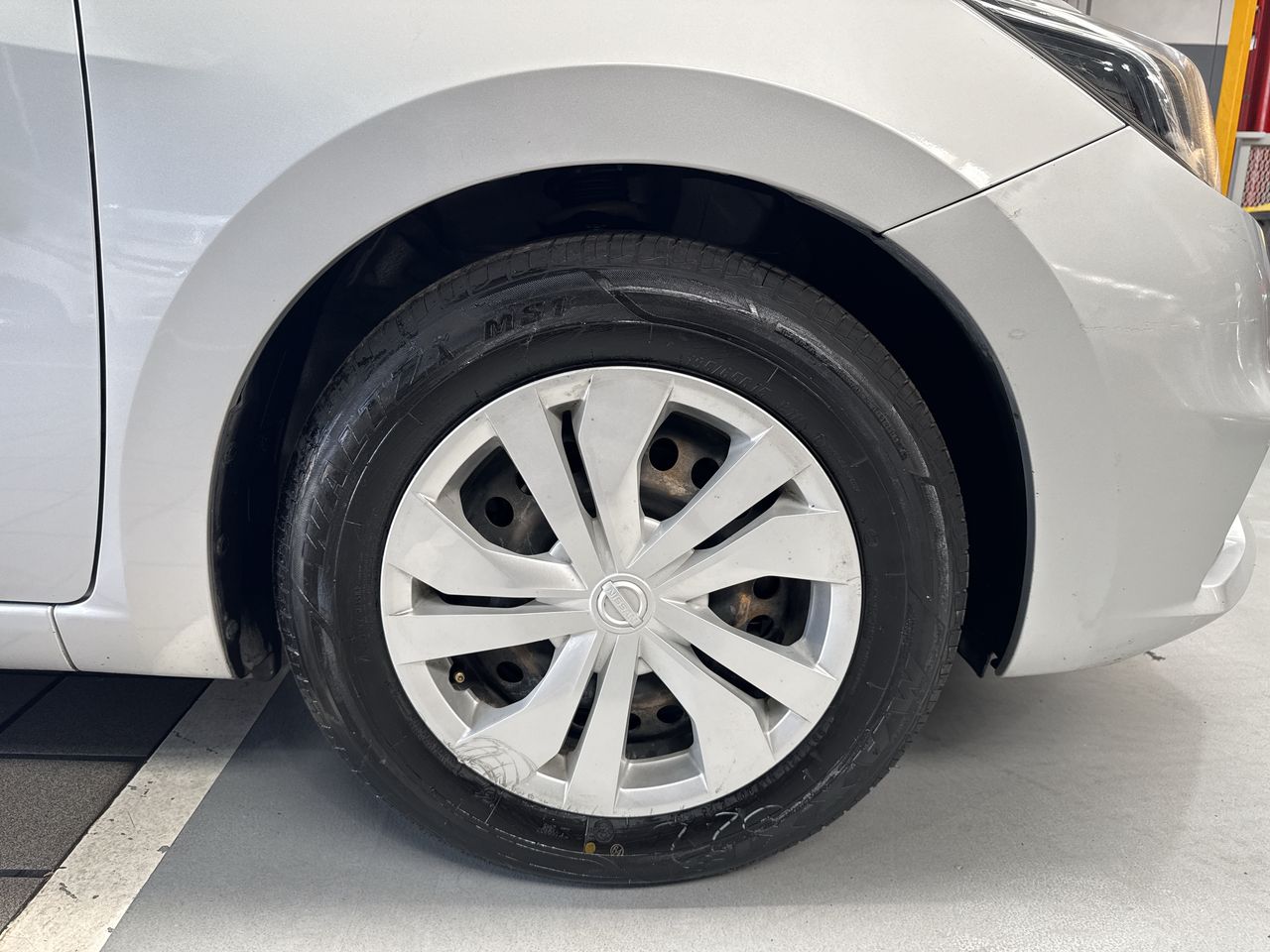 2021 Nissan VERSA SENSE CVT 21
