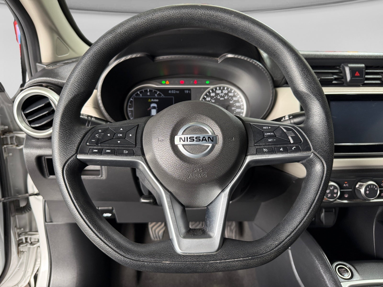 2022 Nissan VERSA ADVANCE MT 22