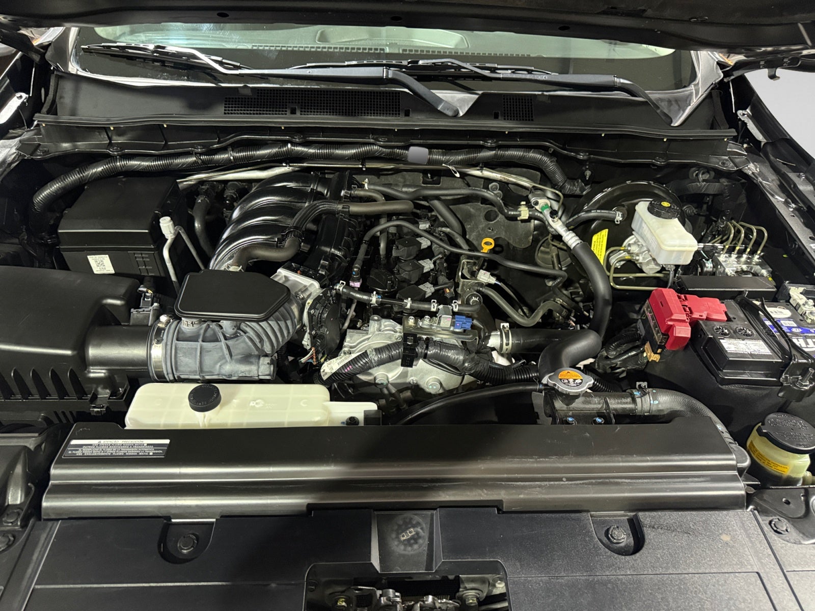 2023 Nissan FRONTIER PLATINUM LE TA 23