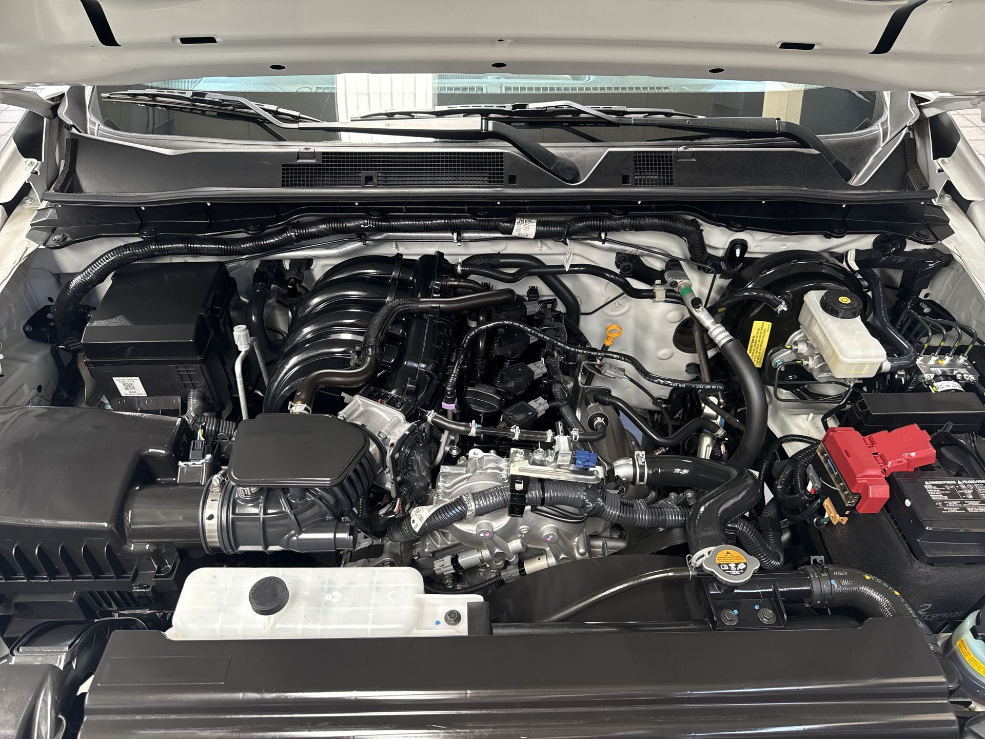2023 Nissan NP300 CHASIS TM AC 23