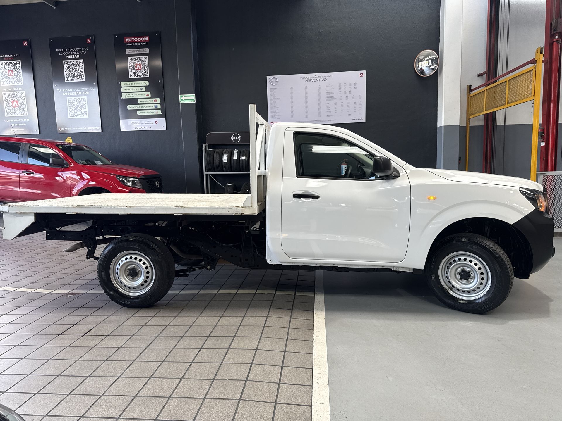 2023 Nissan NP300 CHASIS TM AC 23
