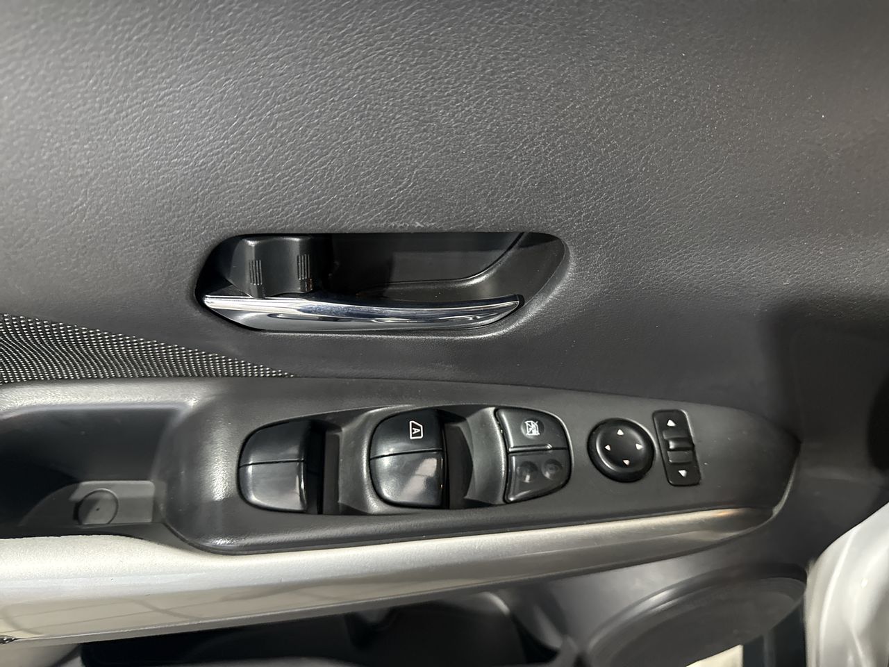 2020 Nissan KICKS ADVANCE 1.6 LTS CVT A/C