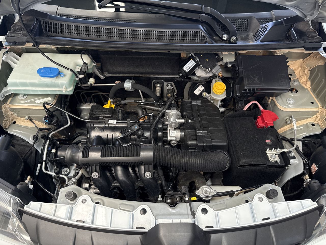 2022 RENAULT KWID ICONIC