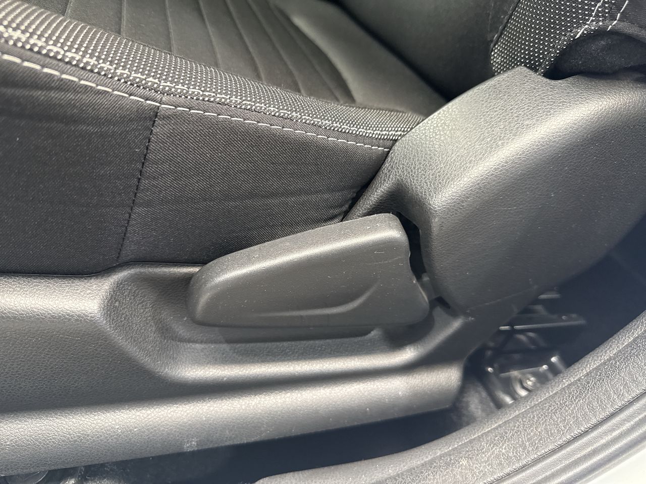 2022 RENAULT KWID ICONIC