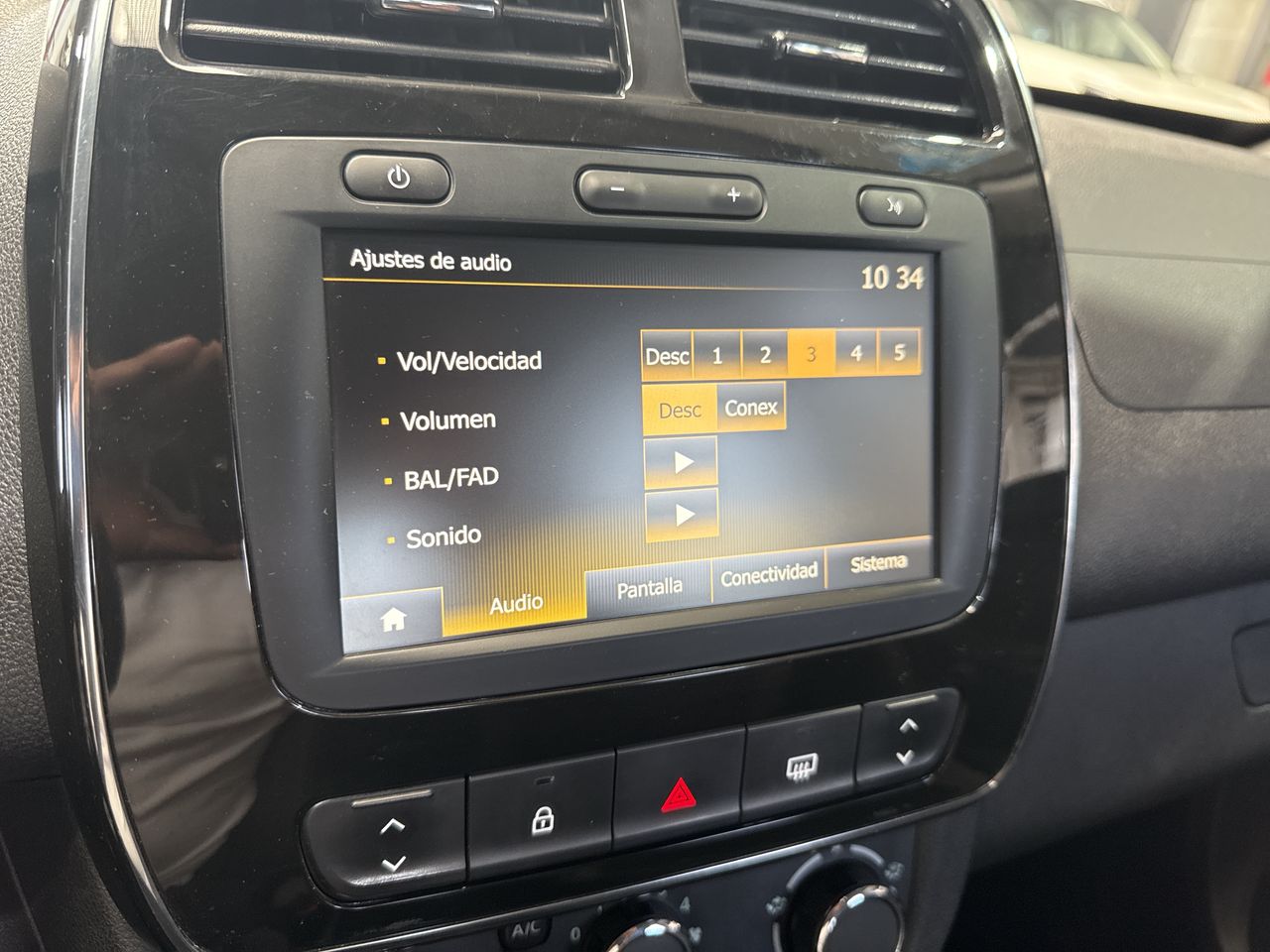 2022 RENAULT KWID ICONIC