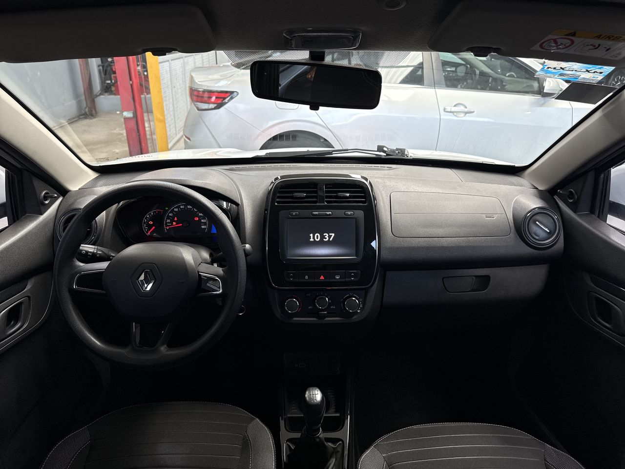 2022 RENAULT KWID ICONIC