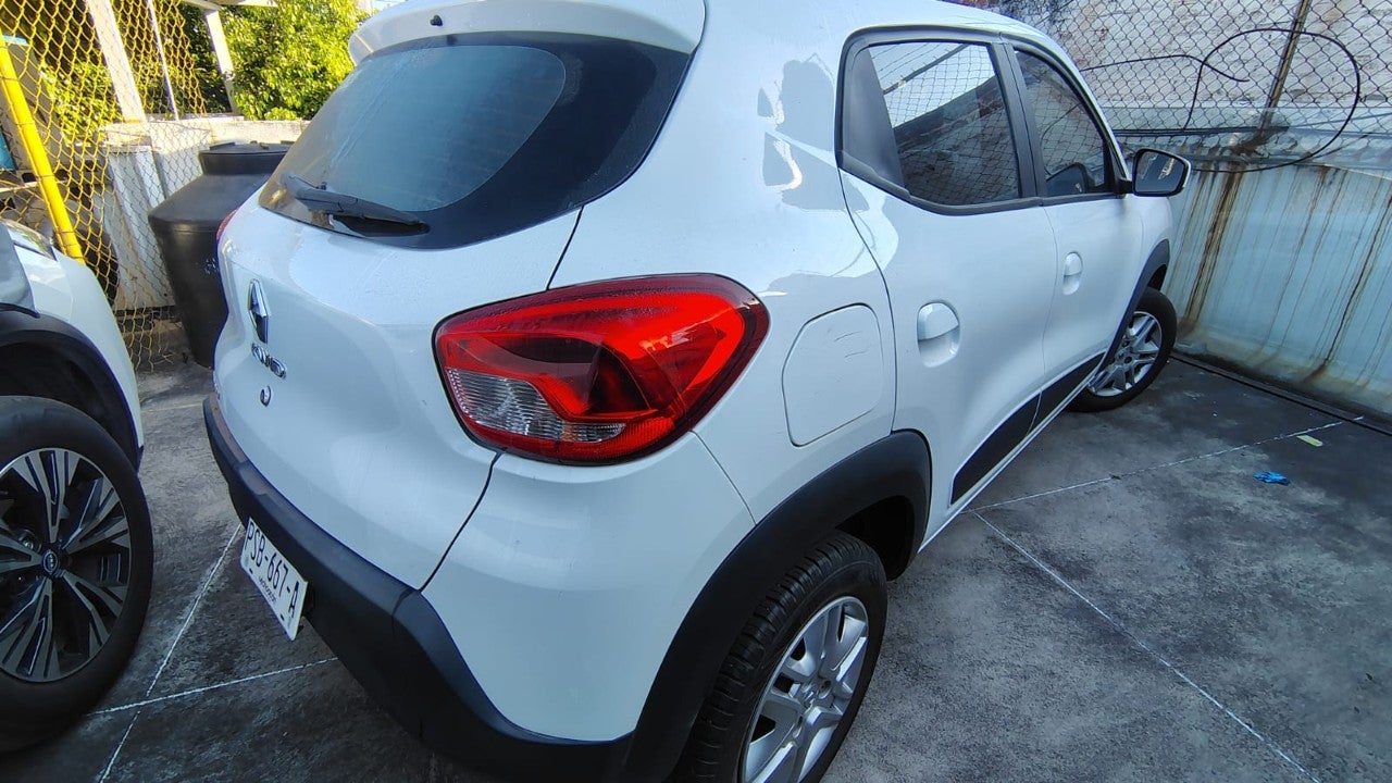 2022 RENAULT KWID ICONIC