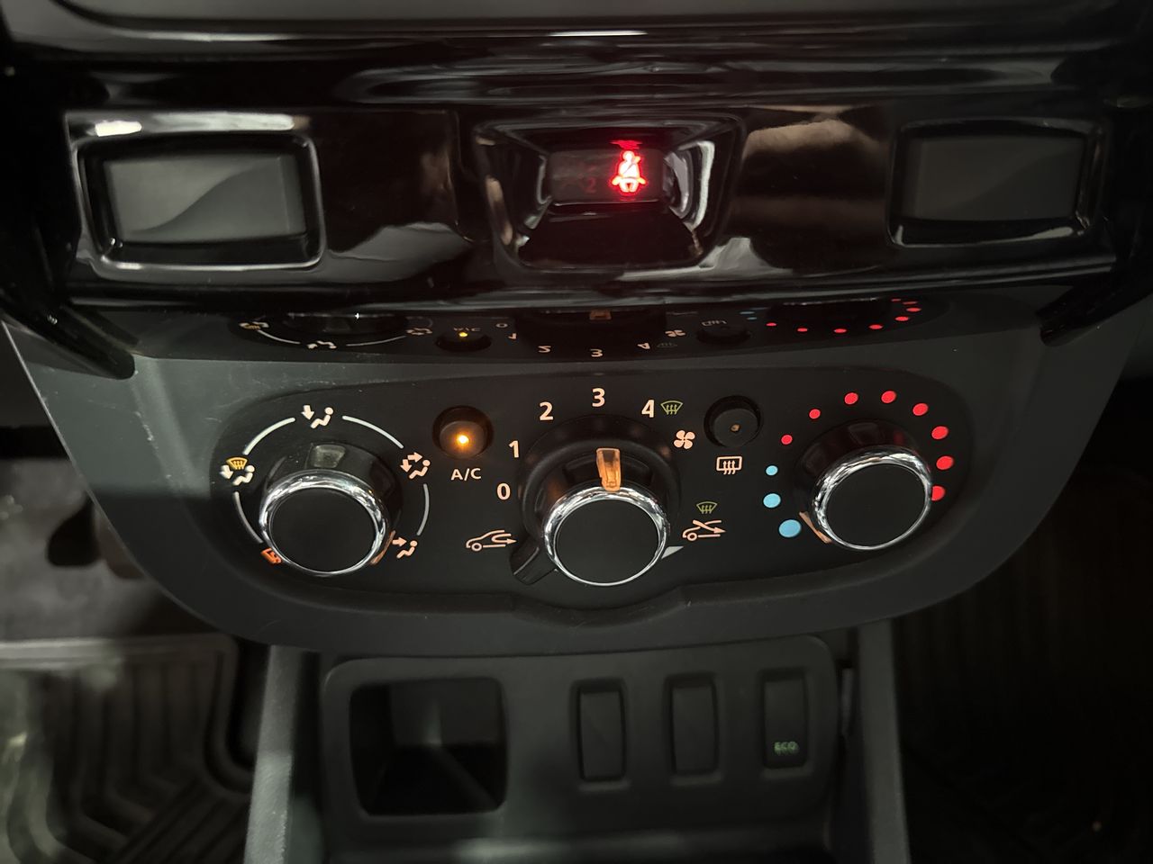 2020 RENAULT OROCH ZEN