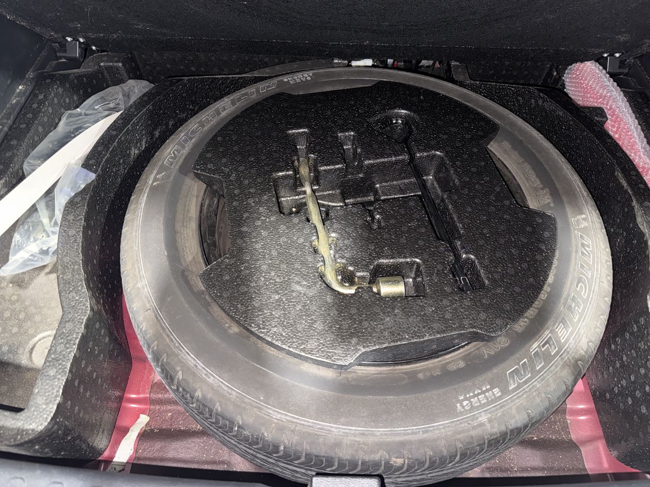 2022 Chevrolet GROOVE LT AT