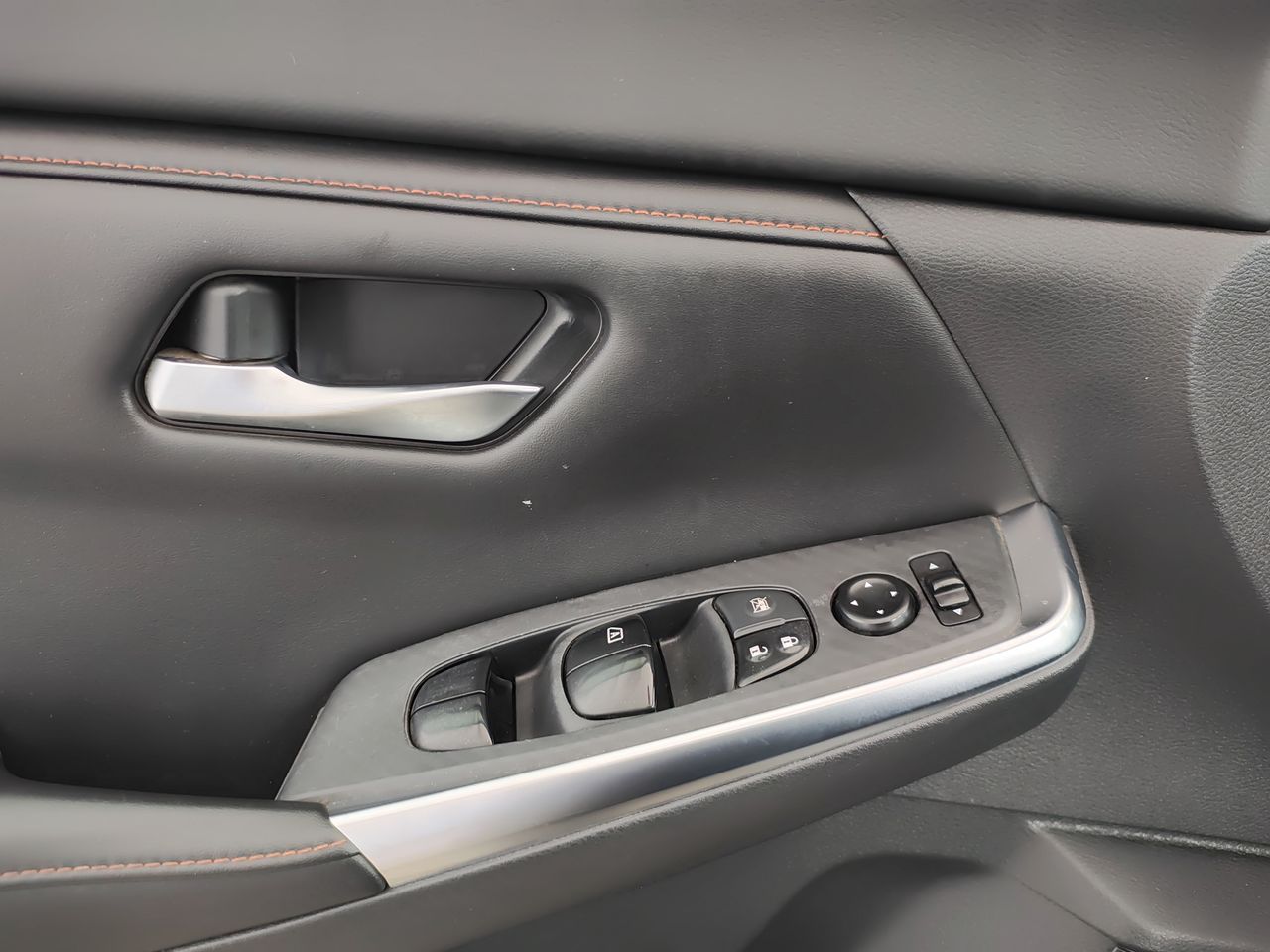 2021 Nissan SENTRA SR BITONO CVT 21