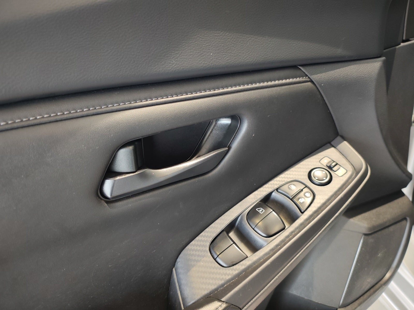 2024 Nissan SENTRA SENTRA SENSE T/M