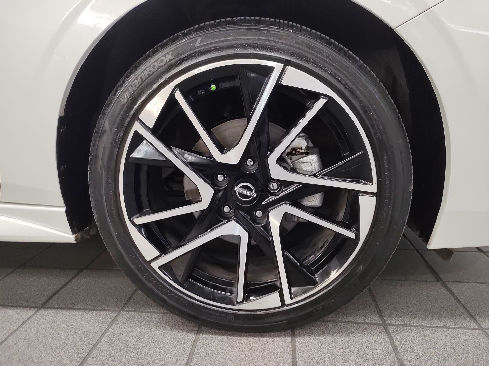 2024 Nissan SENTRA SENTRA SR BITONO CVT