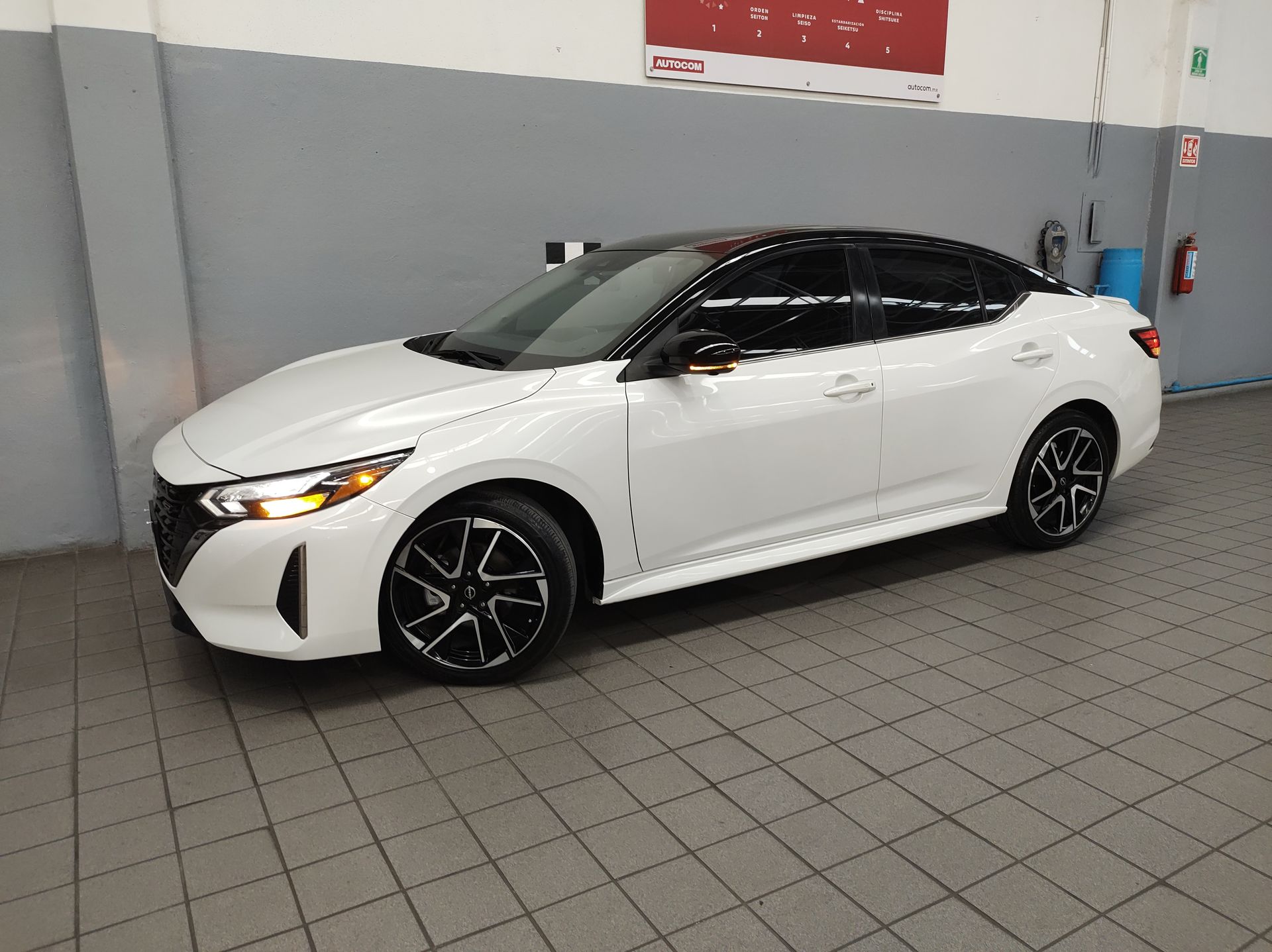 2024 Nissan SENTRA SENTRA SR BITONO CVT