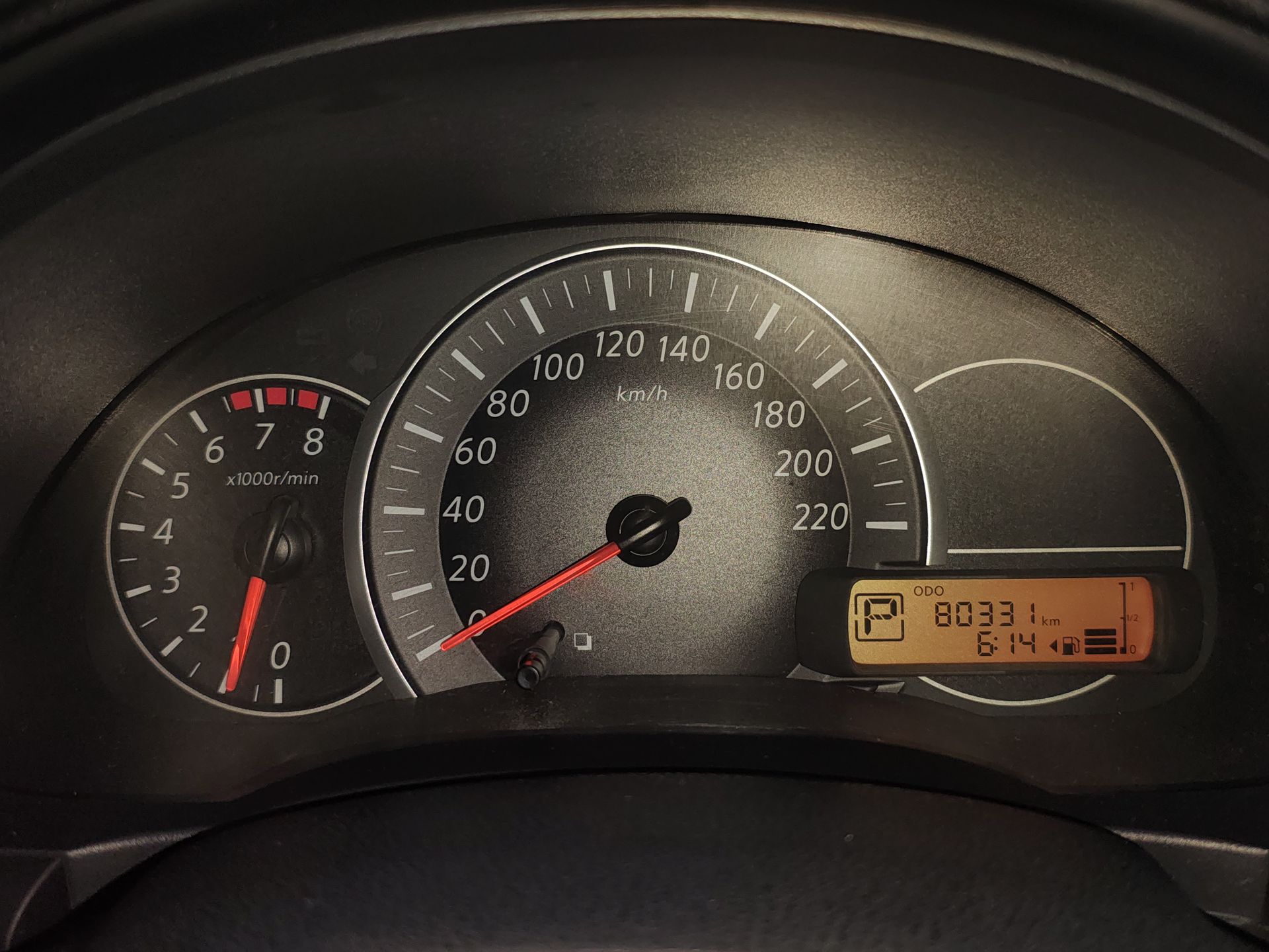 2020 Nissan MARCH EXCLUSIVE TA BI-TONO