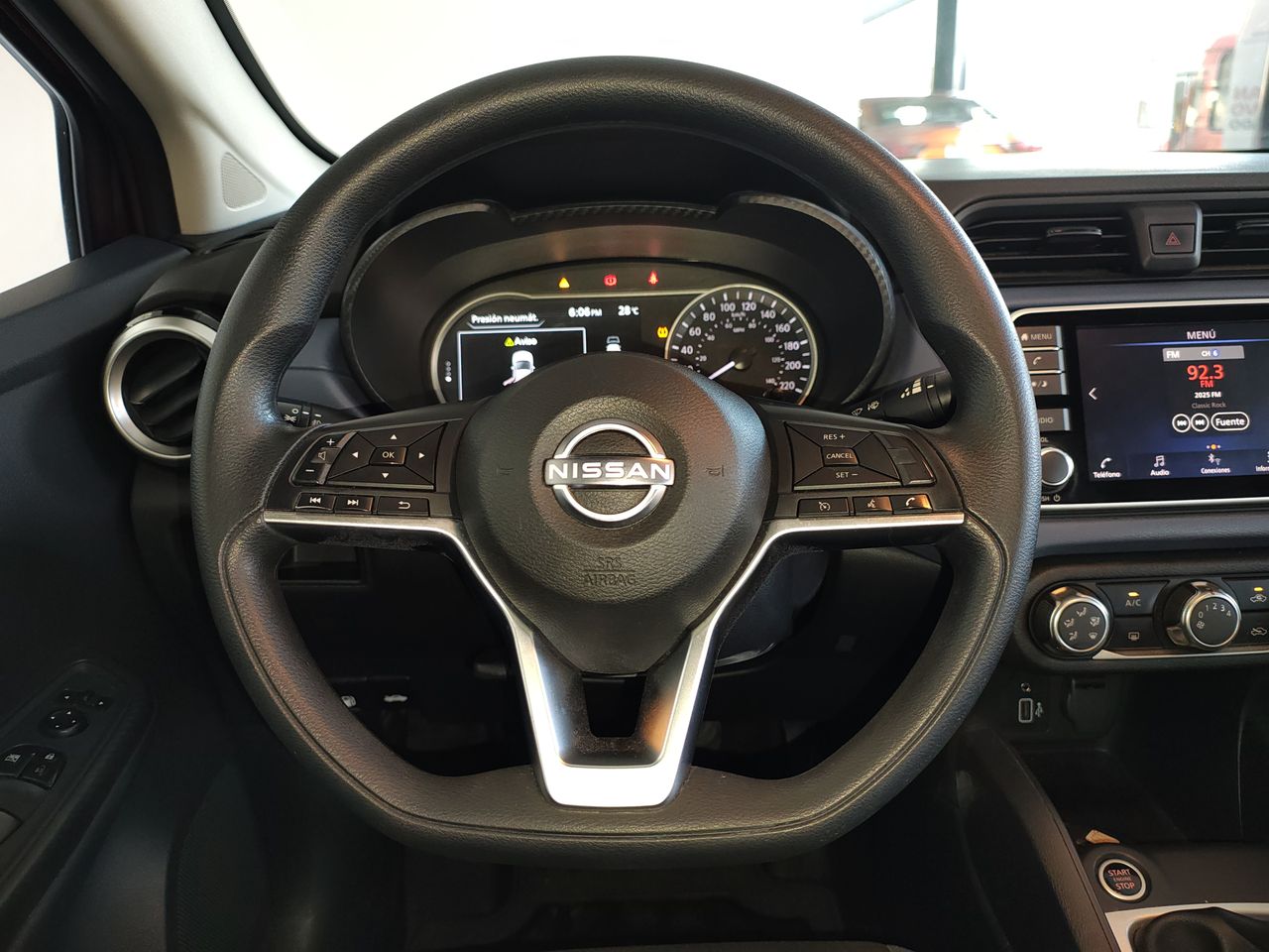 2020 Nissan VERSA PLATINUM CVT