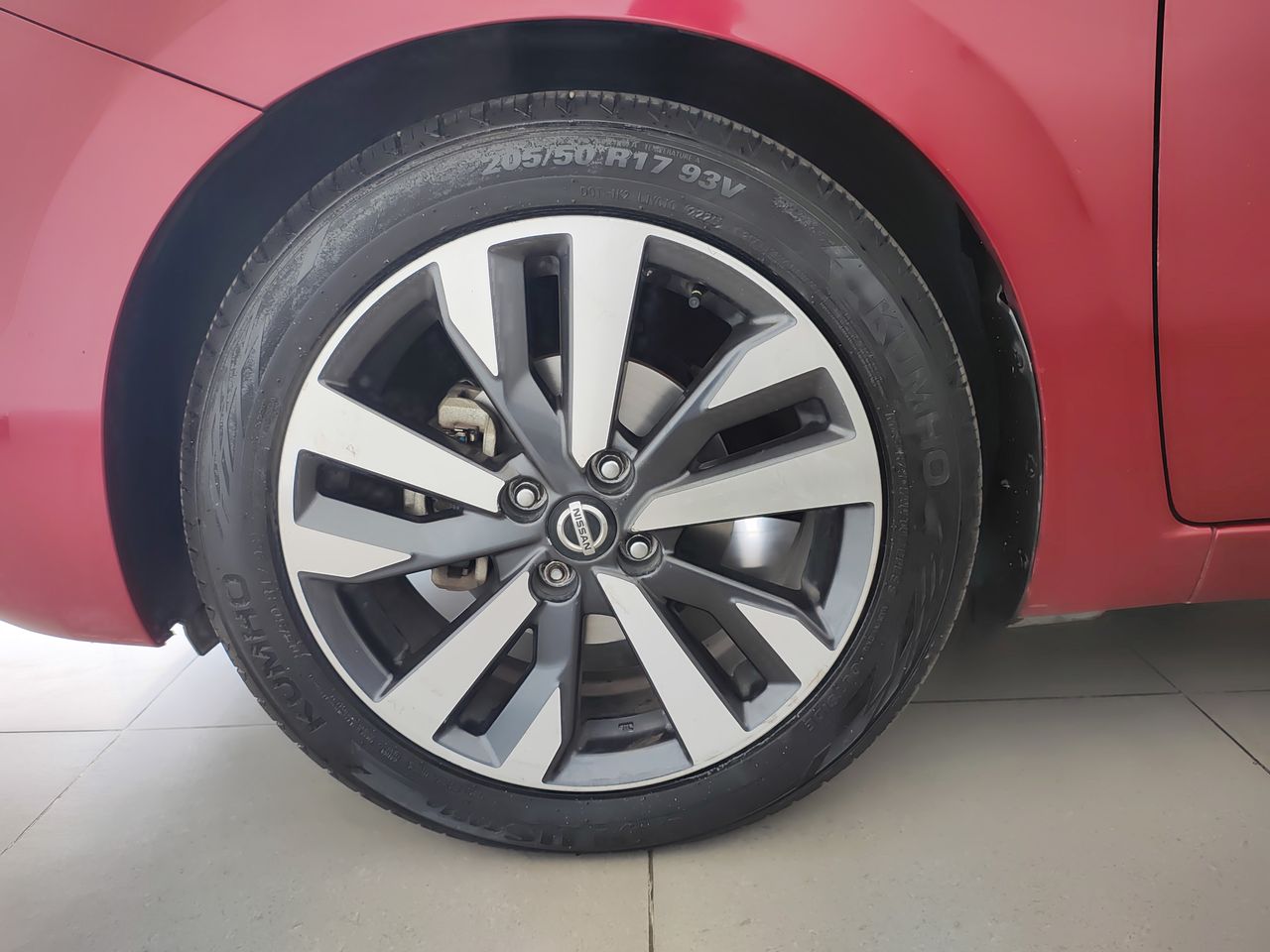 2020 Nissan VERSA PLATINUM CVT