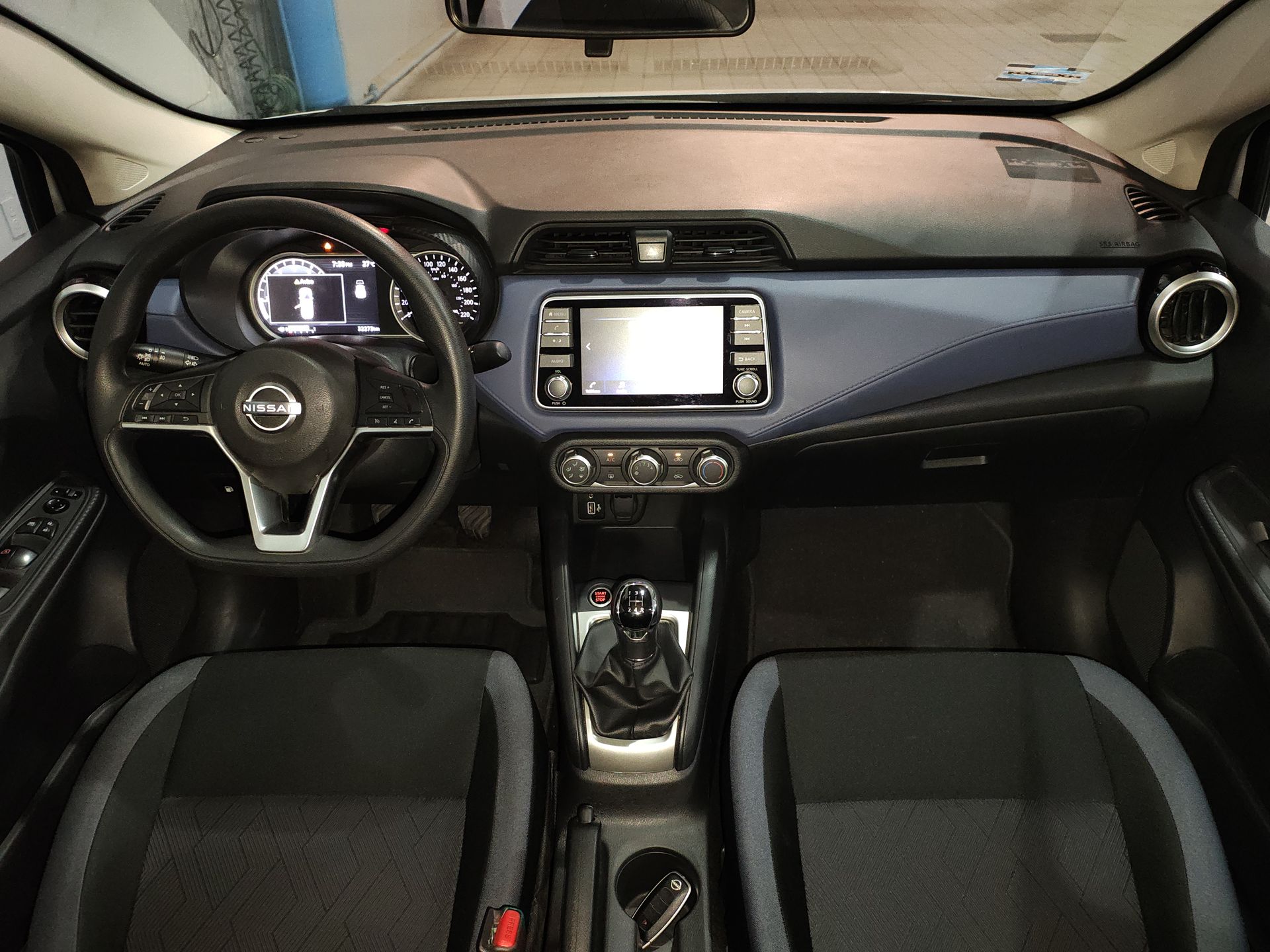 2023 Nissan VERSA ADVANCE MT 23