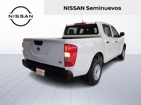 2020 Nissan NP300 DOBLE CABINA SE TM AC PAQ SEG 6VEL