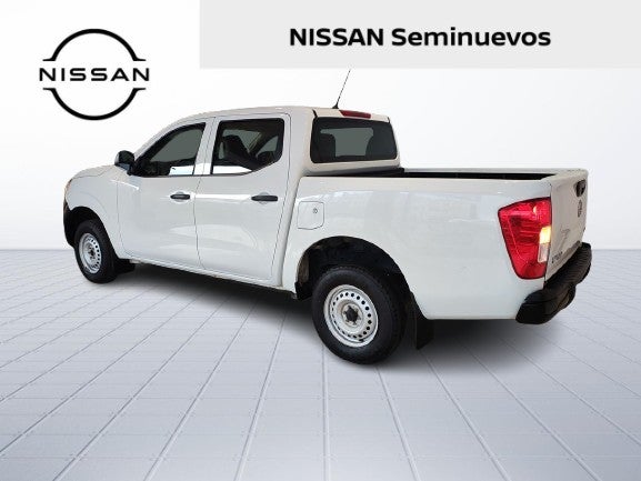 2020 Nissan NP300 DOBLE CABINA SE TM AC PAQ SEG 6VEL