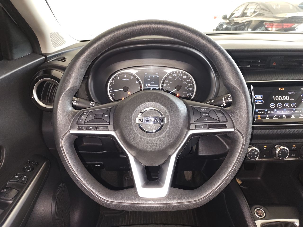 2021 Nissan KICKS ADVANCE 1.6 LTS MT 21