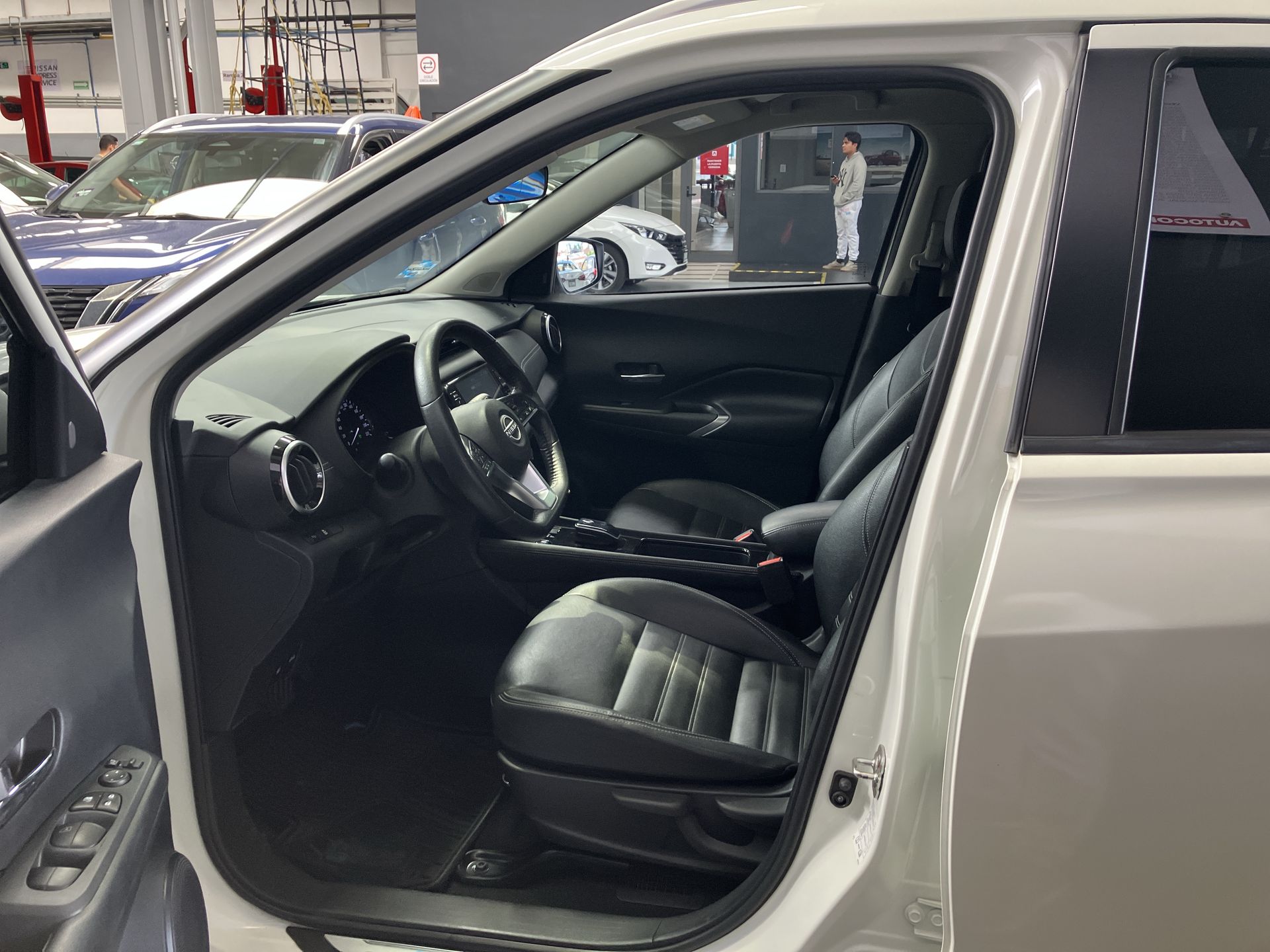 2024 Nissan KICKS E-POWER PLATINUM E-POWER 24