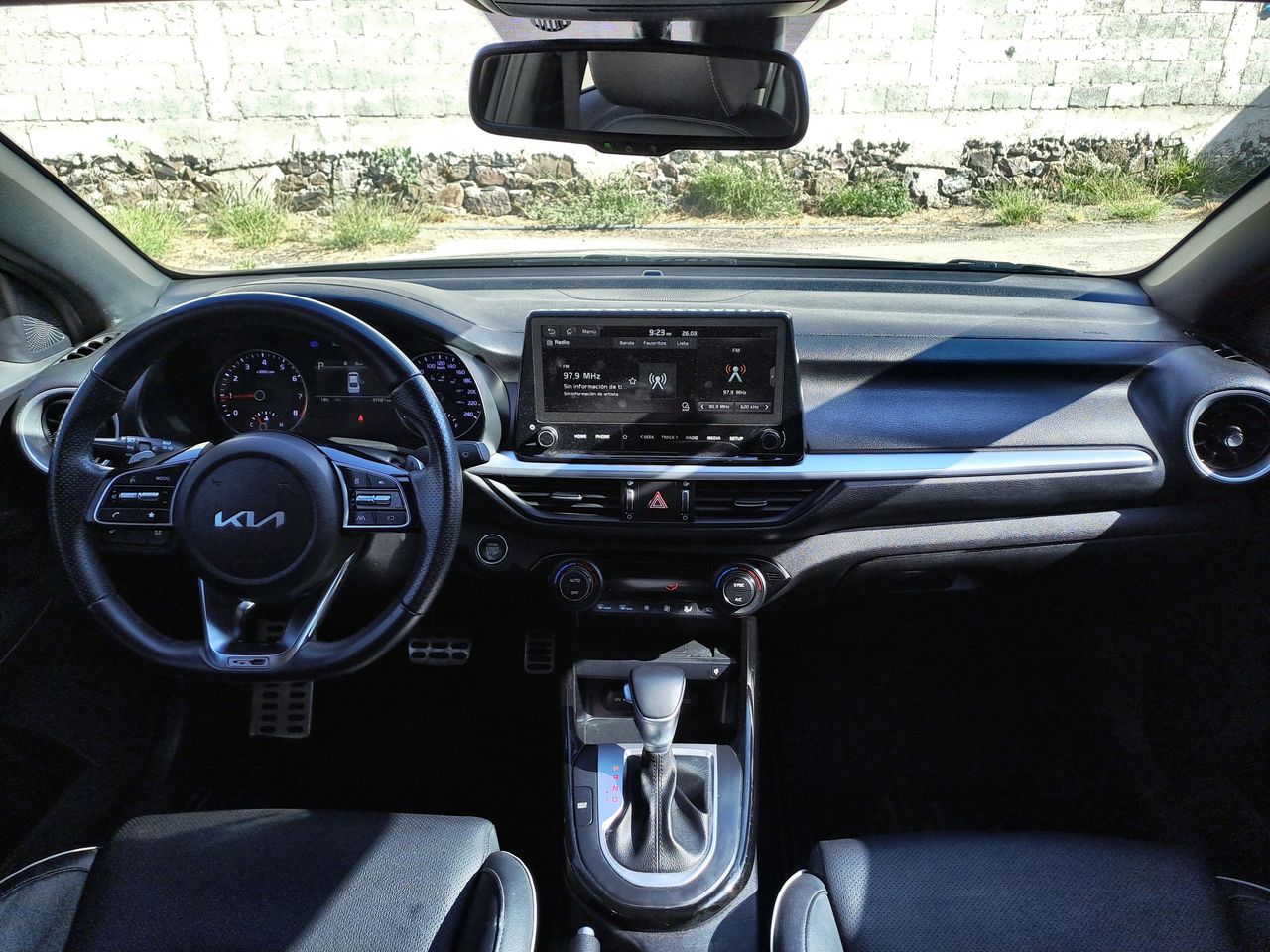 2023 Kia FORTE GT LINE