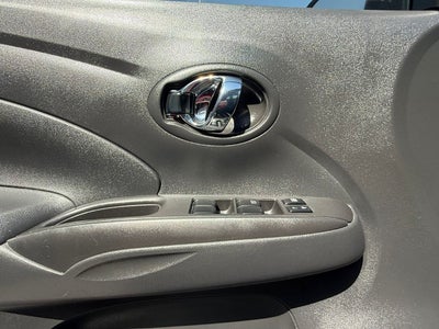 2017 Nissan VERSA SENSE MT AC