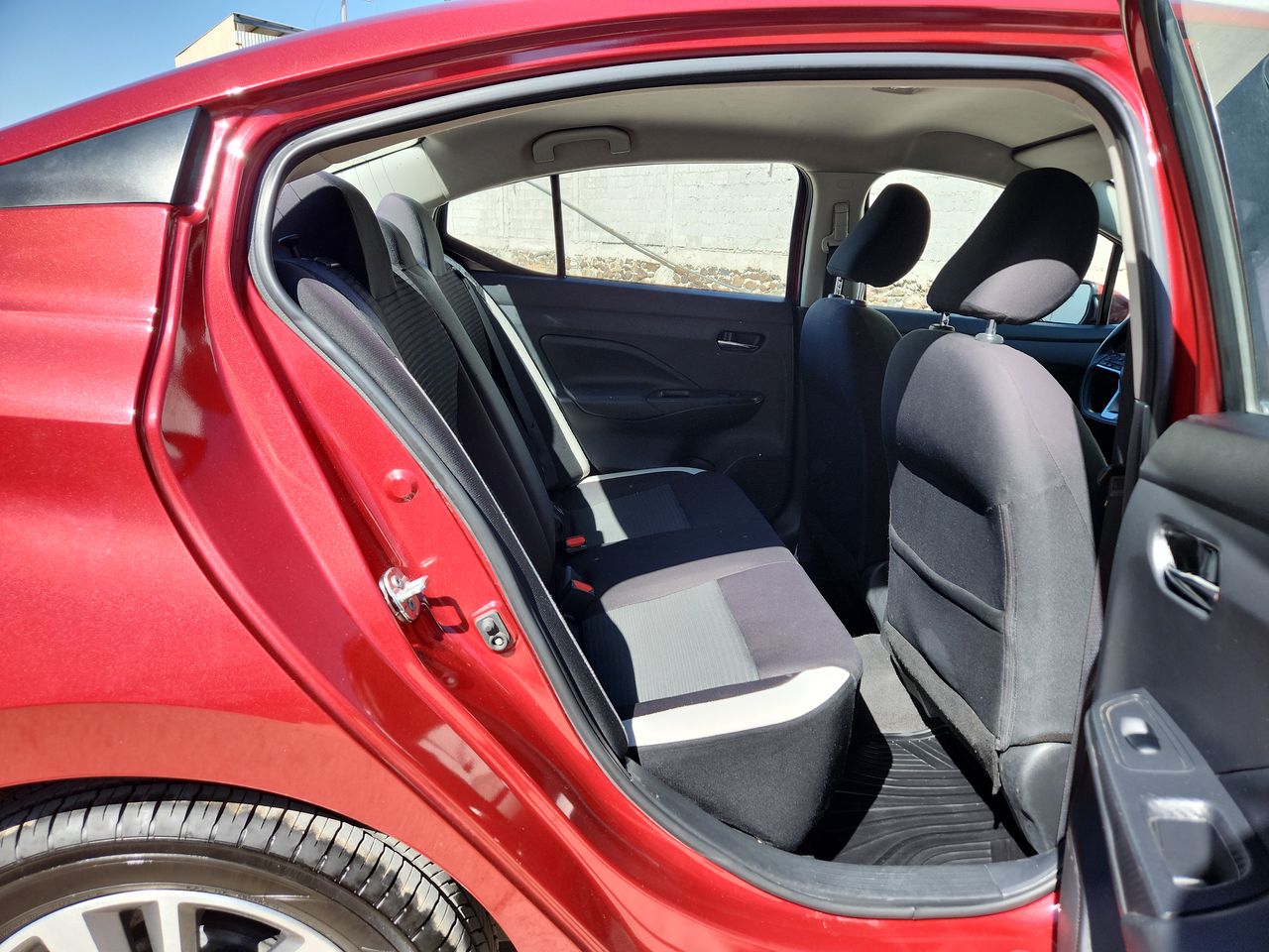 2022 Nissan VERSA ADVANCE CVT 22