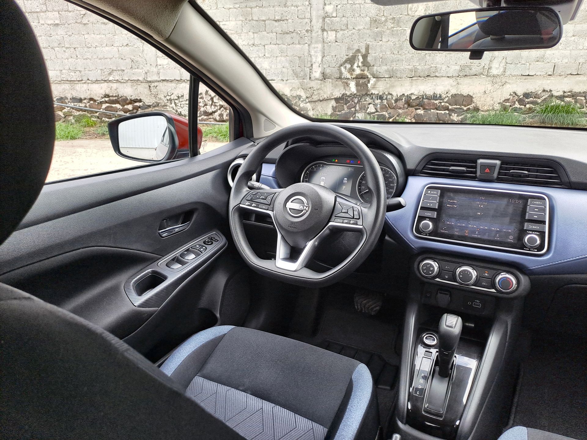 2023 Nissan VERSA ADVANCE CVT 23