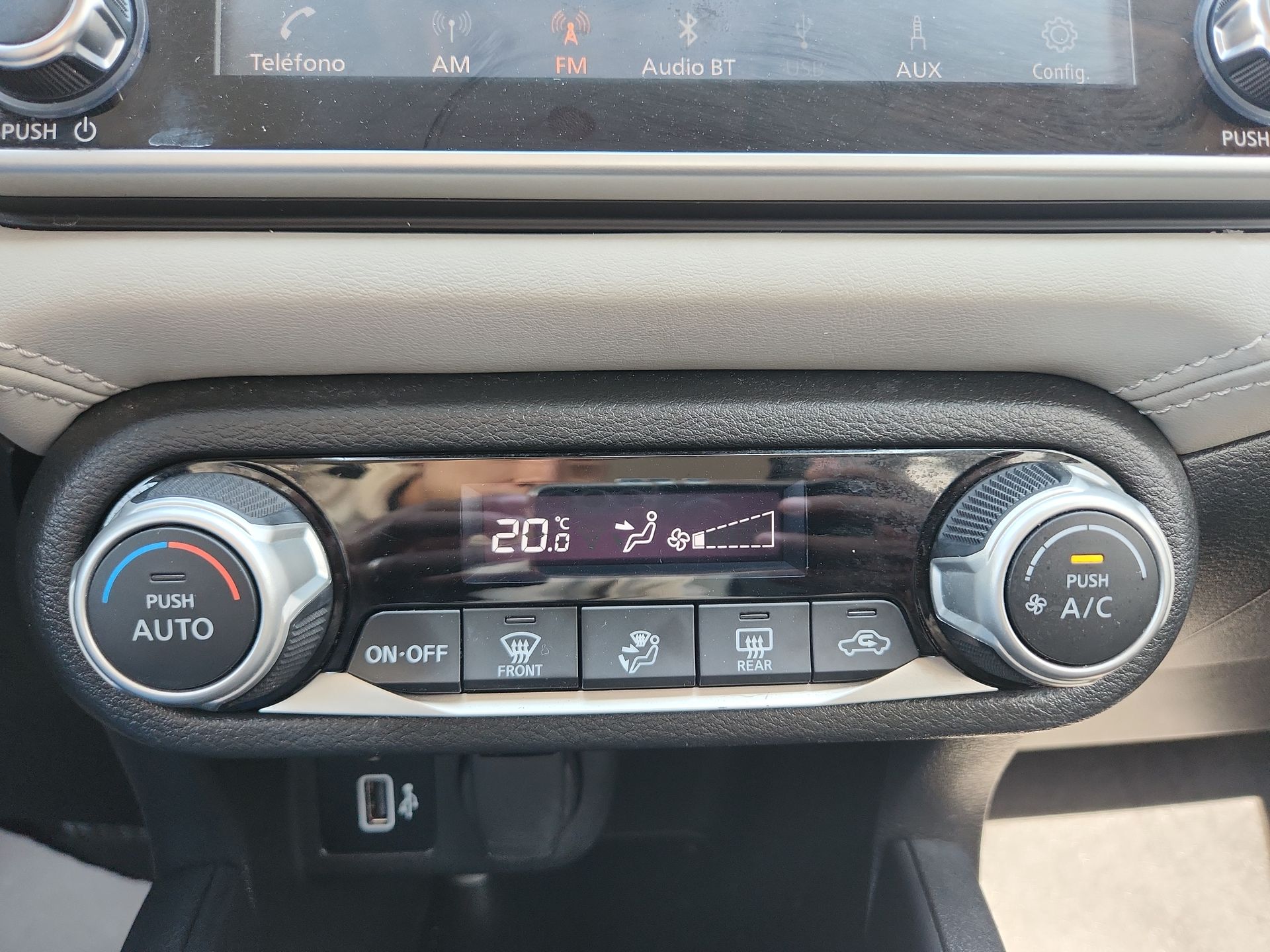 2021 Nissan VERSA PLATINUM CVT 21