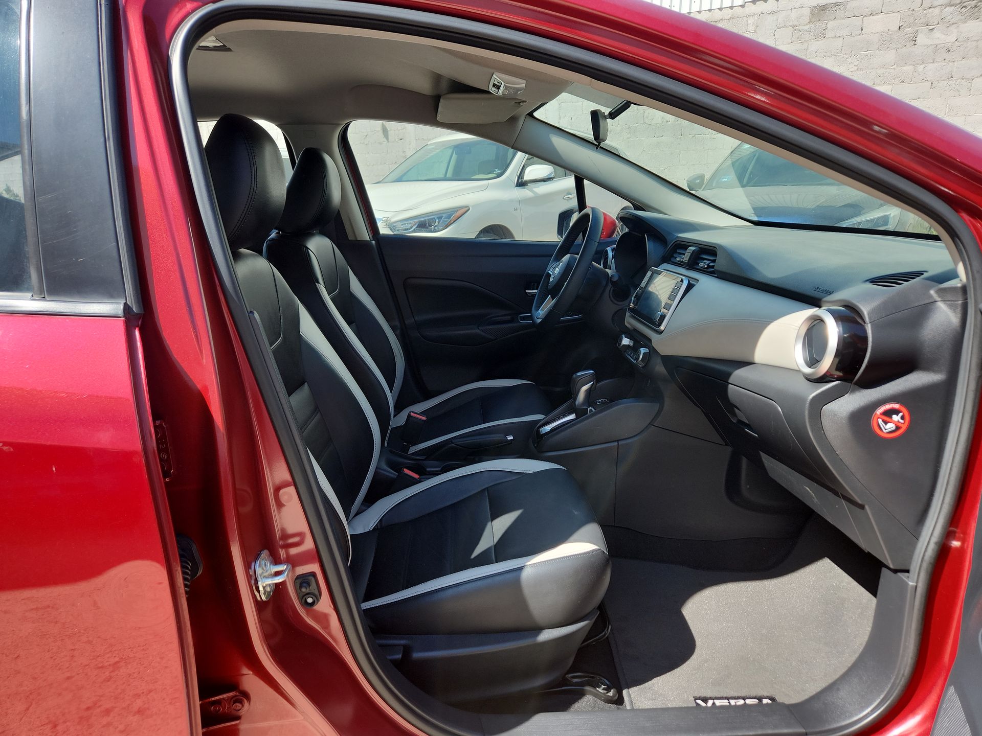 2021 Nissan VERSA PLATINUM CVT 21