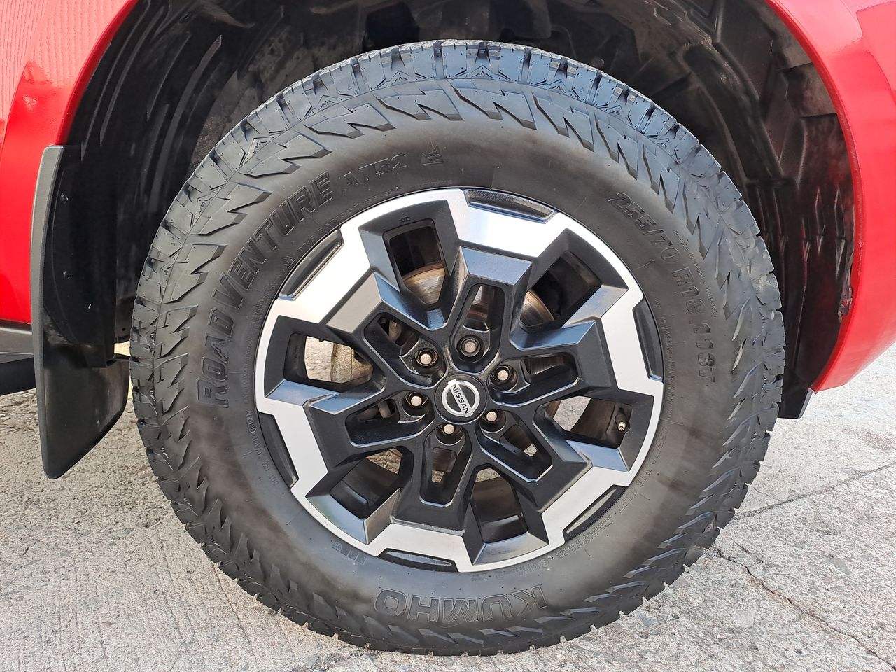 2021 Nissan FRONTIER PLATINUM LE TA 23