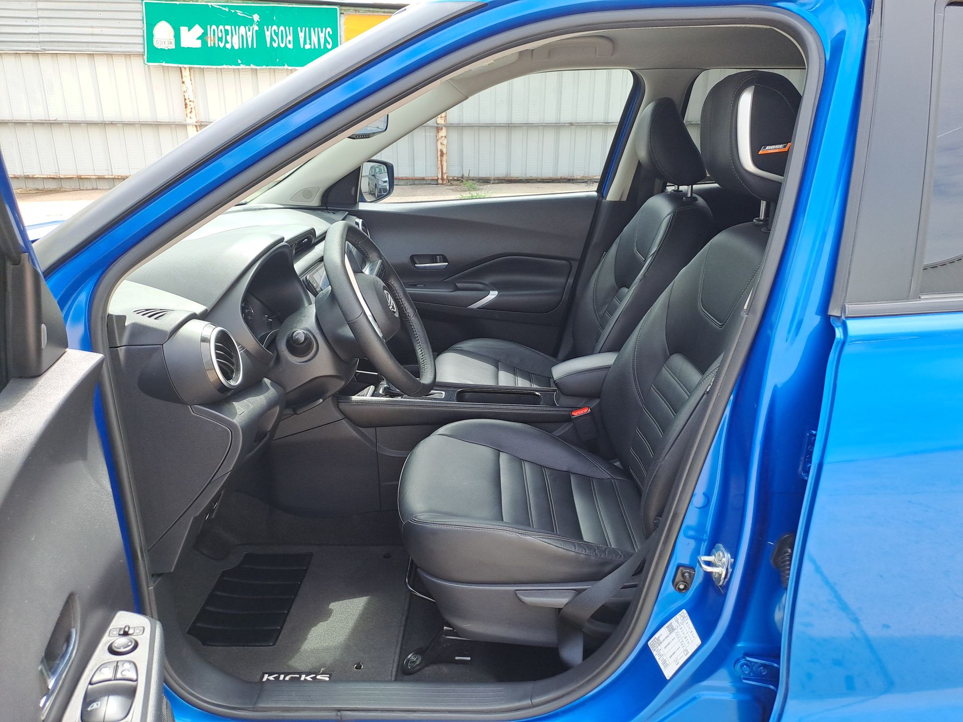 2023 Nissan KICKS PLATINUM 1.6 LTS CVT 23