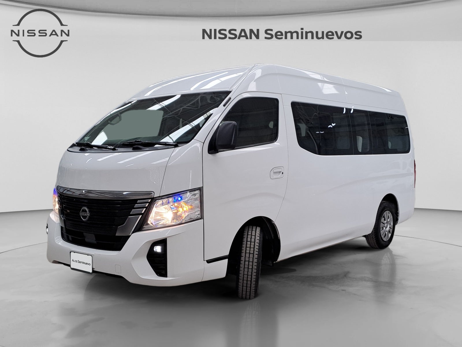 2024 Nissan URVAN 14 PASAJEROS AMPLIA AA 24