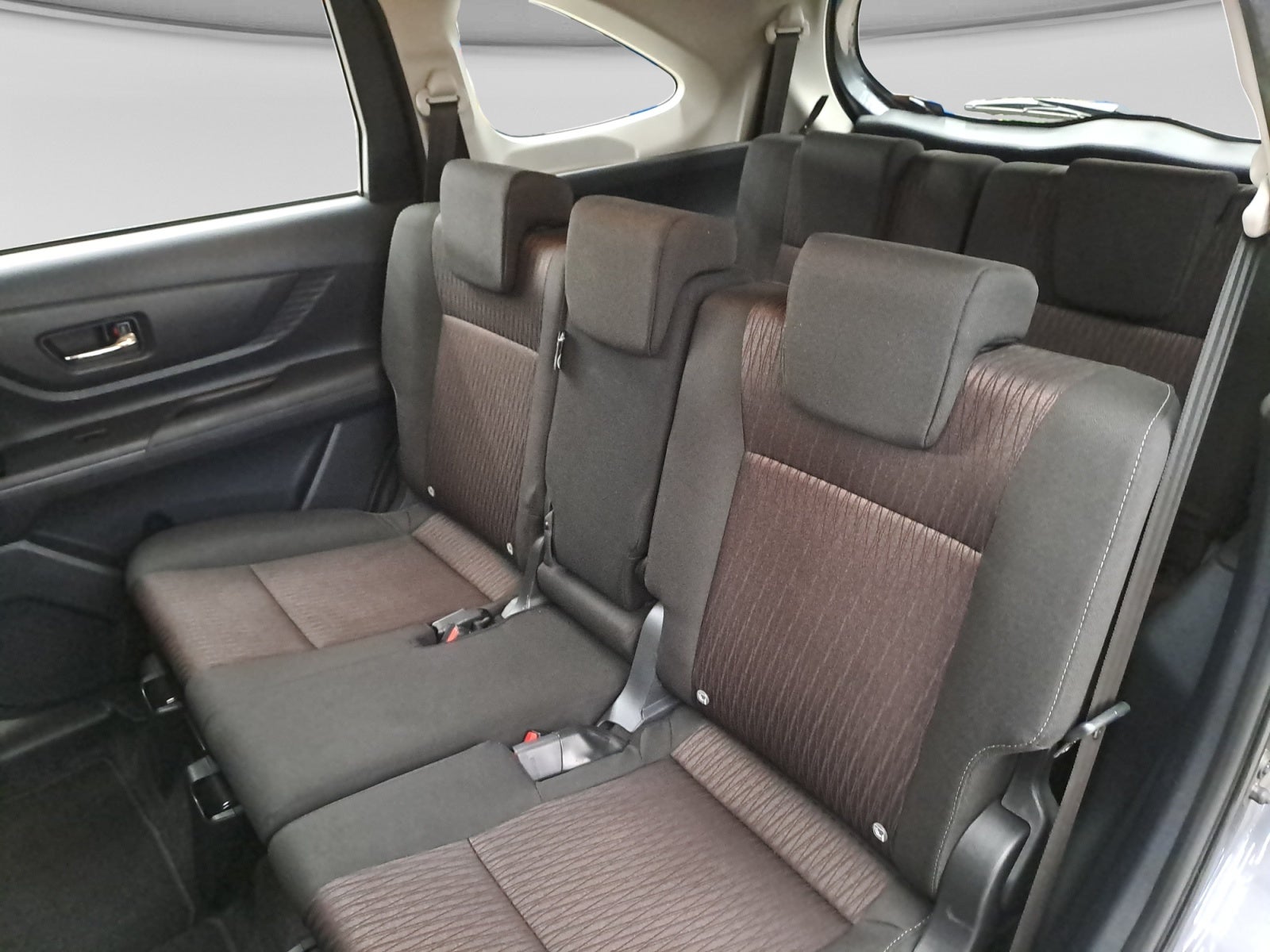 2022 Toyota AVANZA LE MT