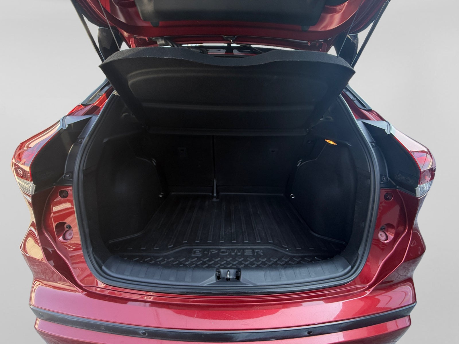 2023 Nissan KICKS PLATINUM E-POWER 23