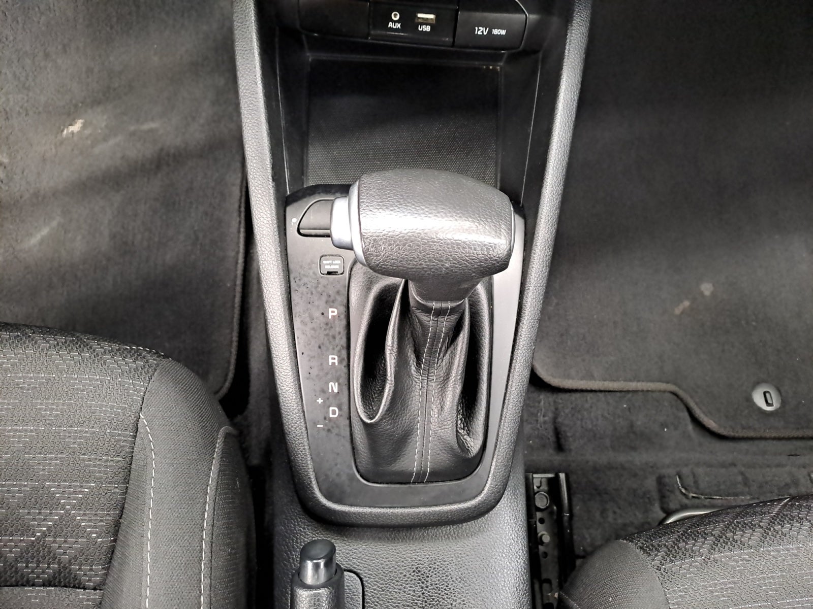 2020 Kia RIO SEDÁN LX TA