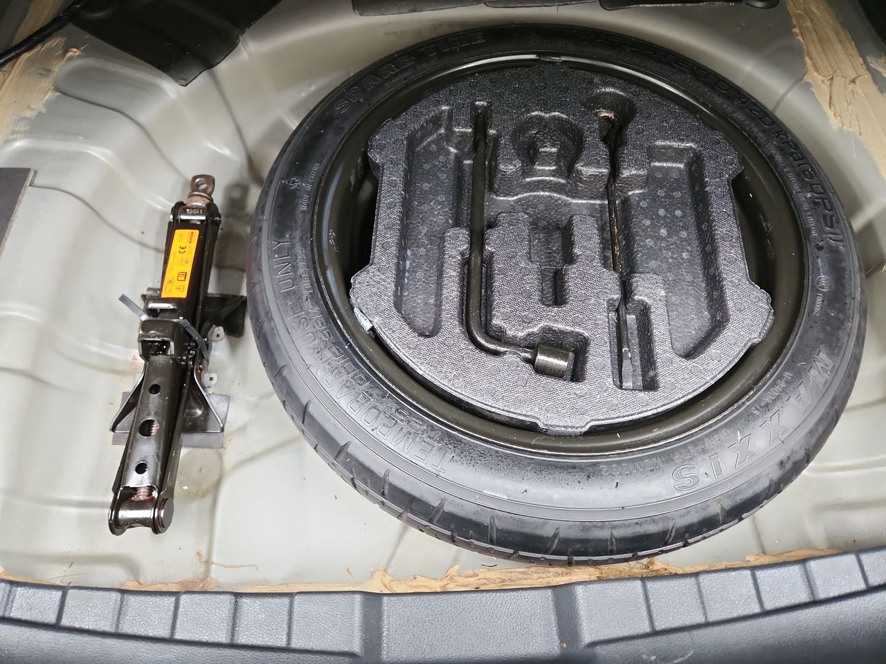 2021 Nissan SENTRA SR BITONO CVT 21