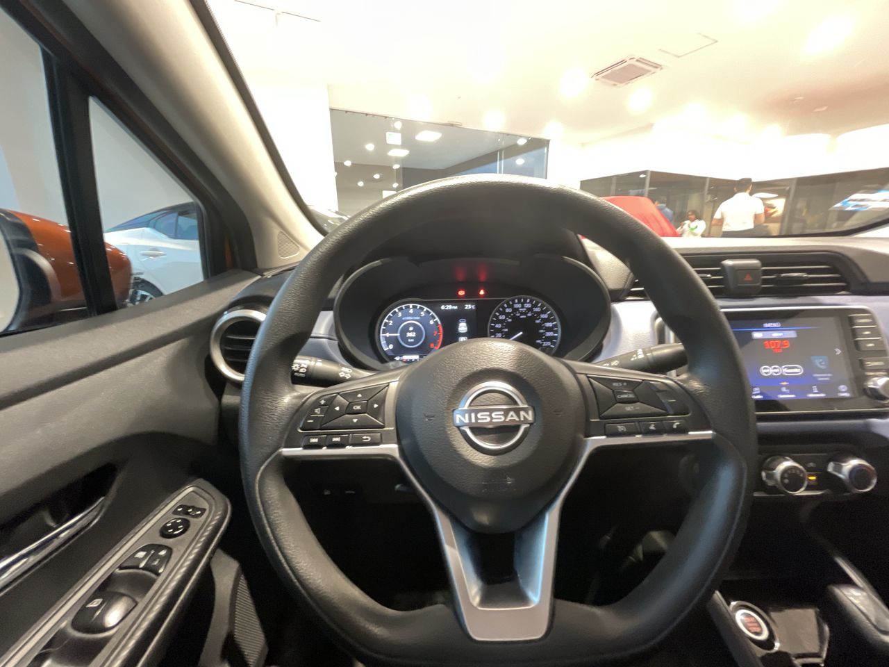 2023 Nissan VERSA ADVANCE CVT 23